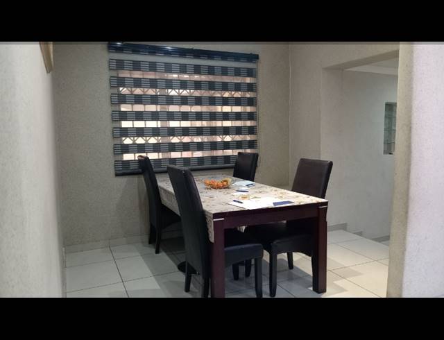 6 BEDROOM HOUSE FOR SALE IN MONDEOR
